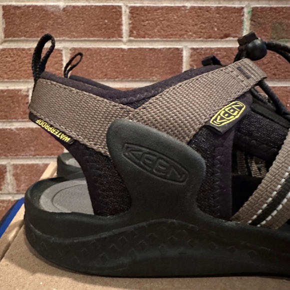 KEEN Sandals Men's Drift Creek H2 Water Size 12 EE NWT Closed Toe Quick Dry - Picture 10 of 13